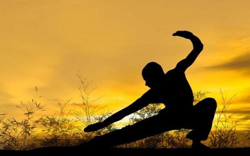 如何理解高手的图谱上只有K线没有技术指标这句话? 难论百科 第1张-难论-难者博客